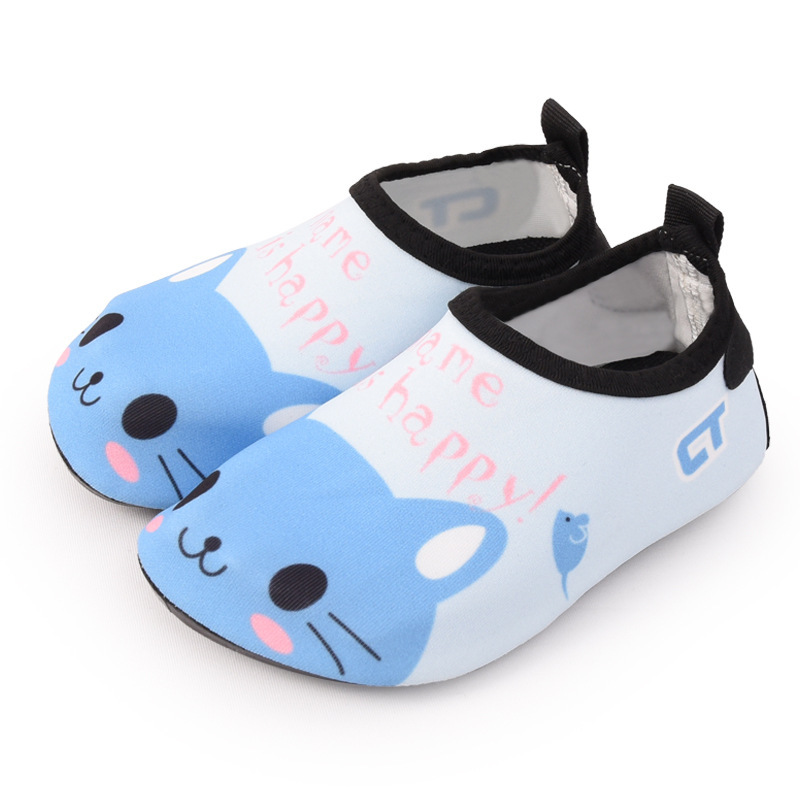 Children's swimming and diving shoe designer fashionable daily commuting trend floating beach socks stream tracking skincare shoes
