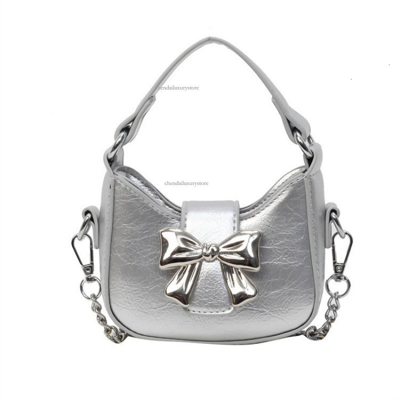 Free Delivery Designer Bag Women's Crossbody Bag New Fashionable Bow Handbag Summer Chain Strap Niche Fan Shoulder Bag Change Phone Bag