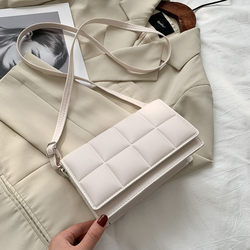 2025 Designer Bag Fashion Leisure Large Women's Western Style Card Bag Inspiration Internet Celebrity Fashion Small Square Handbag Messenger Bag