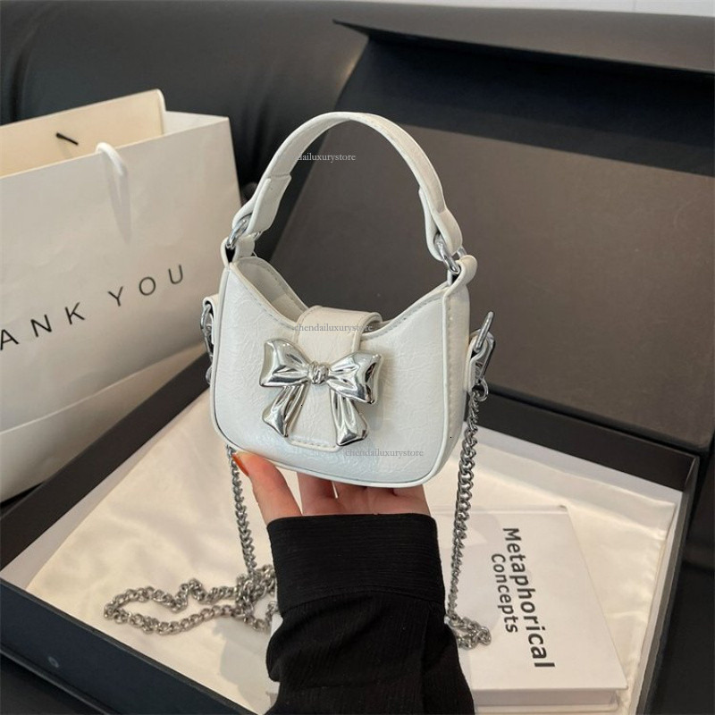 Free Delivery Designer Bag Women's Crossbody Bag New Fashionable Bow Handbag Summer Chain Strap Niche Fan Shoulder Bag Change Phone Bag
