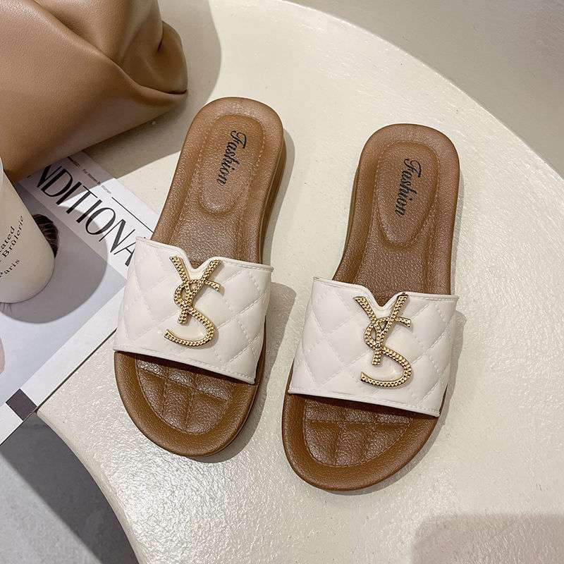 Hot sale slides designer Slippers for womans flat sandals fashion rhinestone slippers outdoor Indoor holiday women shoes free shipping size 36-40