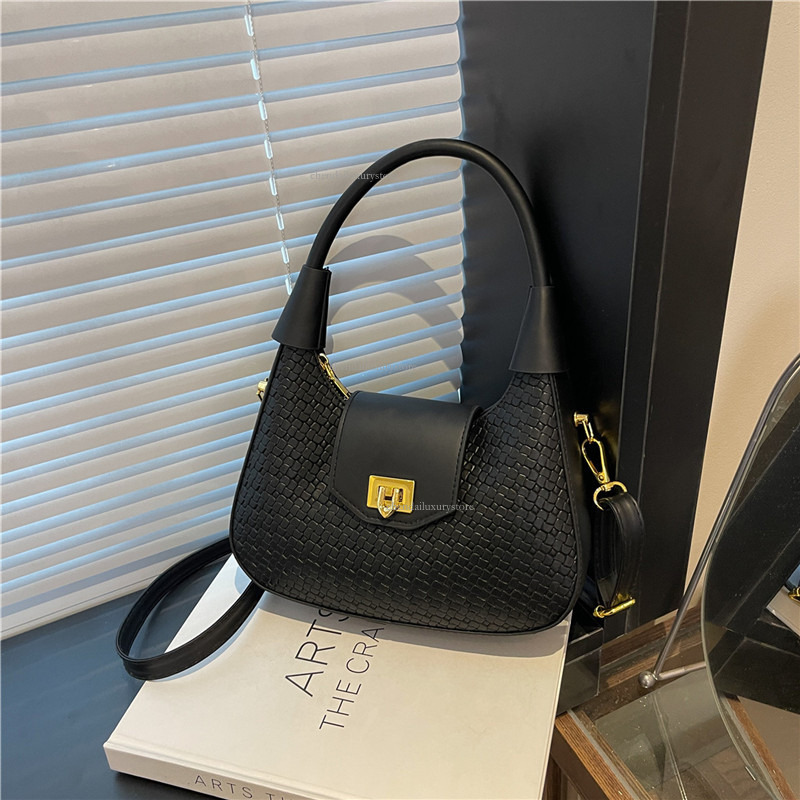 Free Delivery Designer Bag Women's Crossbody Bag New Fashionable Woven Hand-held Shoulder Bag Women's Versatile Casual Crescent Dumpling Bag