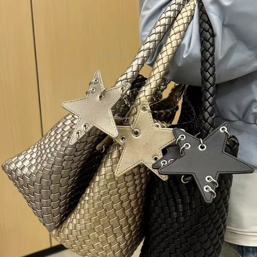 Women's Shoulder Bag Free Delivery Designer Bag Fashionable Niche Gold Hand Woven Handbag Casual Lazy Style Shoulder Bag Shopping Vegetable Baske