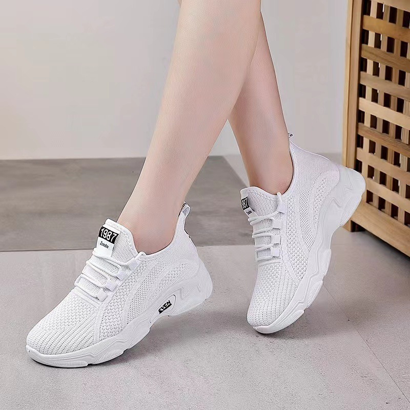 Lightweight sports mesh breathable multifunctional shoe designer summer new small thick sole explosive street women's shoes