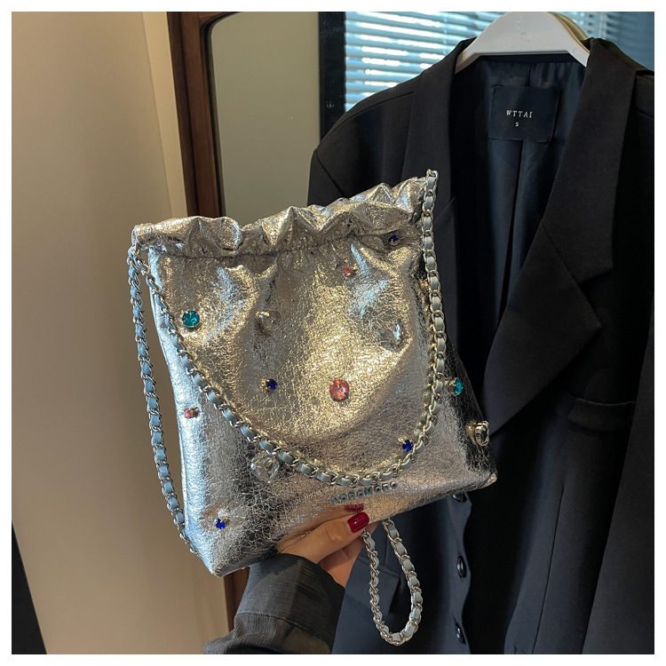 2025 Free Shipping Designer Women's Bag Large Capacity New Texture Burst Pattern Colored Diamond Crossbody Bag Fashion Handbag Large Shopping Bag