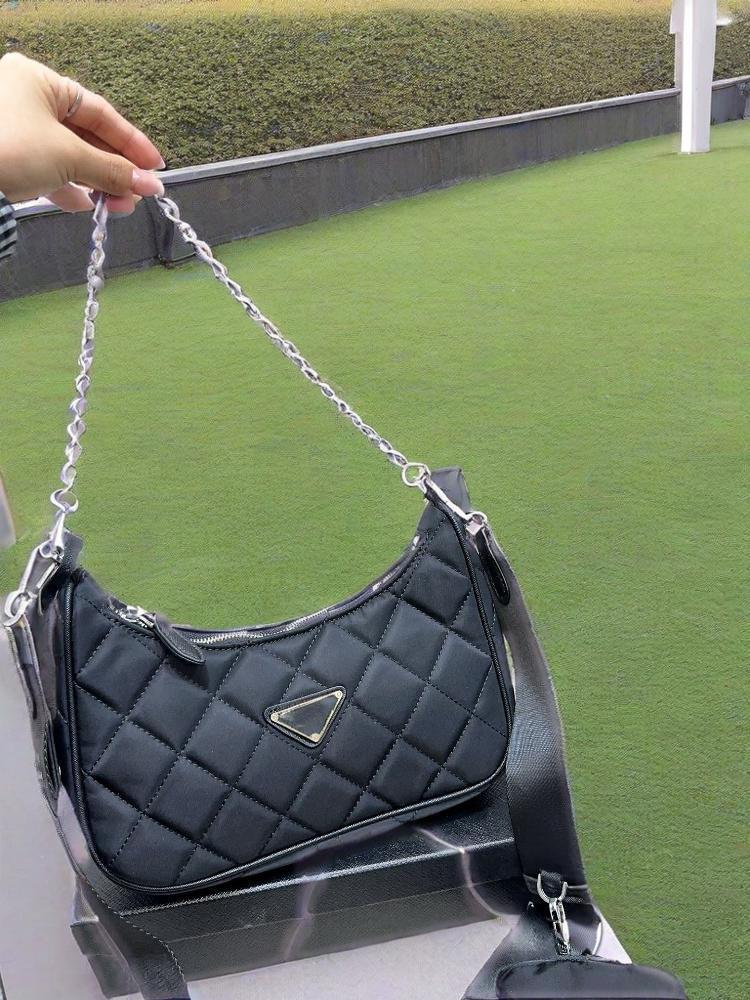 New crossbody bag casual hobo diamond grid chain armpit bag fashionable commuting bag adjustable nylon cloth shoulder bag