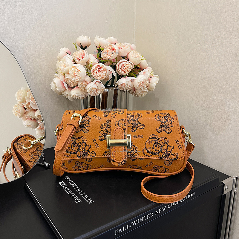Free Delivery Designer Bag Ladies' Trendy Shoulder Crossbody Bag Korean Style Handbag Fashionable Teddy Bear Print Versatile Armpit Bag Cross Pil
