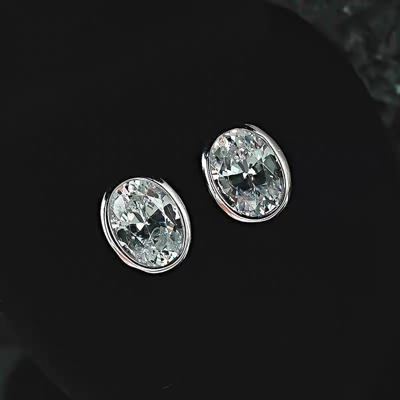 Choucong Brand Classical Jewelry Stud Earrings Genuine 100% 925 Sterling Silver 18k Gold Oval Cut White Moissanite Diamond Women Fashion Wedding Earri