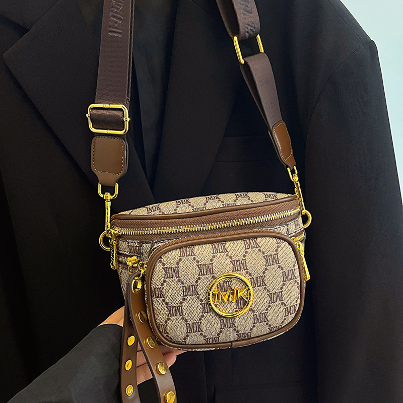 Designer Shoulder Bag Bag Luxury Bag Free Shipping New Chic Mini Shoulder For Women Stylish Waist Pack Crossbody Purse Trendy Versatile Chest