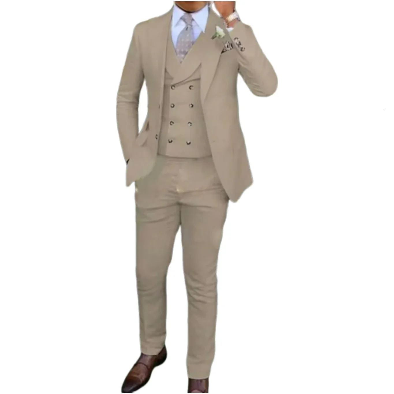 Mens slim-fit three-piece suitThree-piece set of vest blazer and trousersIdeal for weddings business and formal occasions 250516