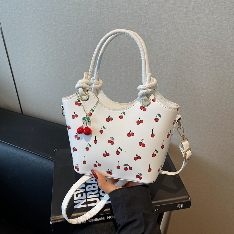Free Delivery Designer Bag Trendy Girl Hand Fashionable Commuter Cherry Tote Niche Printed Texture Shoulder Underarm Luxury Bag