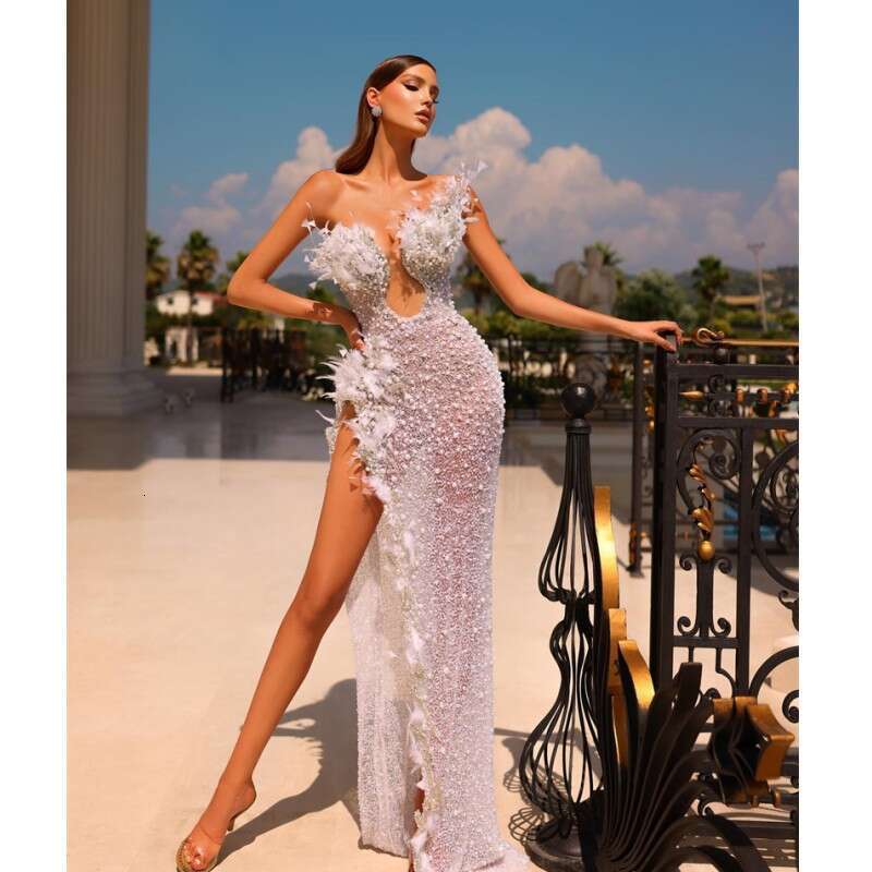 Maxi Dress Gorgeous Feather Sequin Nail Bead High Slit White V Neck Strapless Dress Wedding Banquet Dress KQ