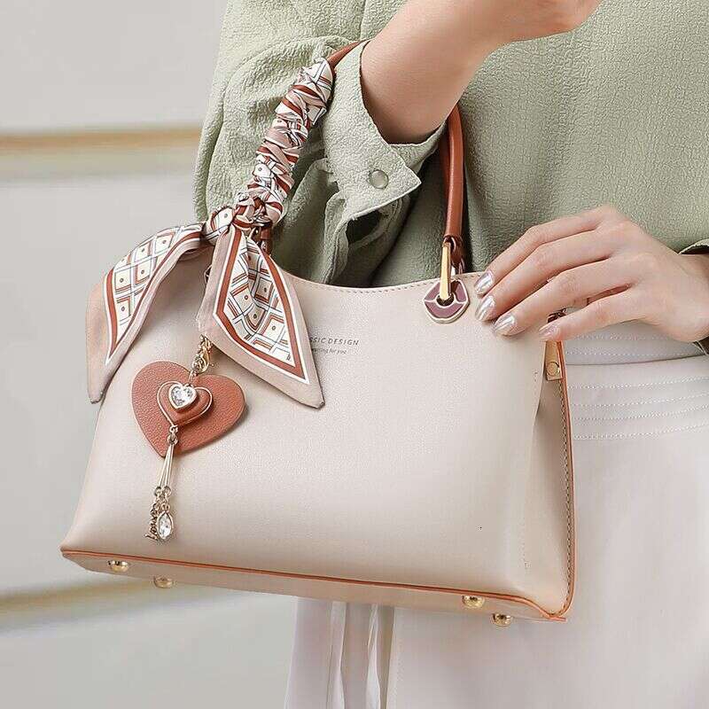Tote Bag New Women S Summer Fashion Atmosphere Mom S Birthday Gift Versatile High End Handbag Crossbody Bag KQ