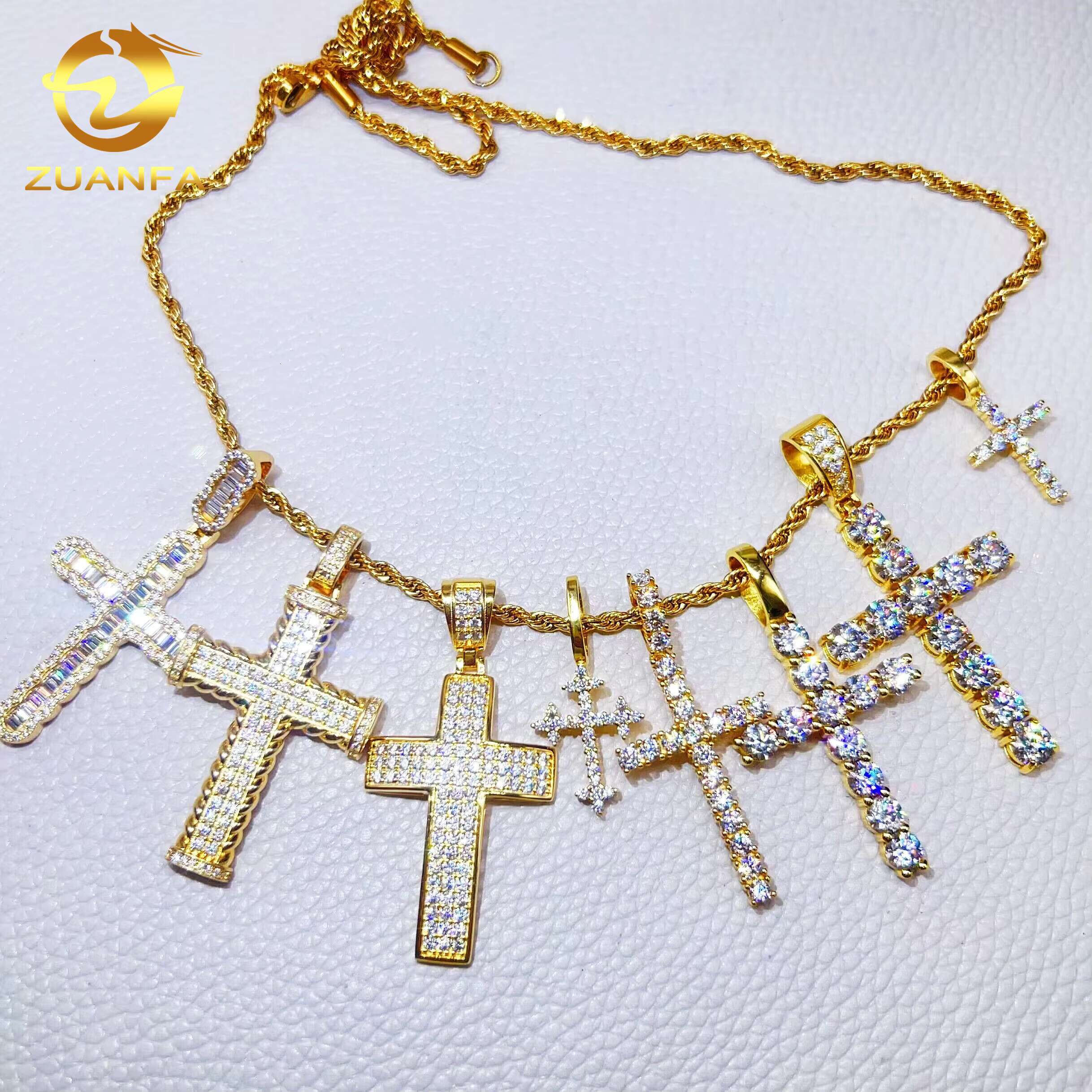 Top Icy Jewelry 925 Sterling Silver Gold Plated VVS Moissanite Diamond Men Necklaces Moissanite Cross Pendant