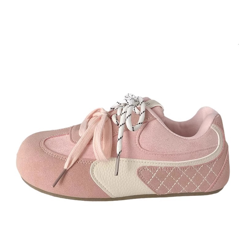 Pink training board shoes, fashionable and cute new style, unique and niche. Puff bread shoes, designer, fashionable women's white shoes