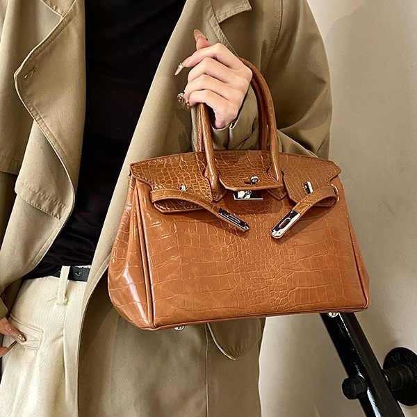 New trendy European and American retro fashion bags, crocodile print large-capacity Kelly bags, casual and versatile, popular online celebrity handbag