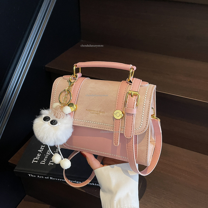 Free Delivery Designer Women's Fashionable Handbag New Fashion Brand French Minimalist Small Square Cross Shoulder Bag Spliced Letter Casual Cros