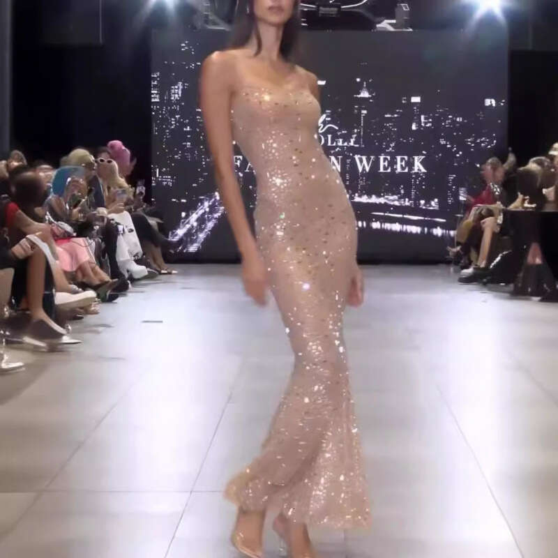Maxi Dress High End Nude Sparkling Sequin Suspender High End Light Luxury Niche Banquet Sexy Birthday Dress Long Skirt Formai Dress