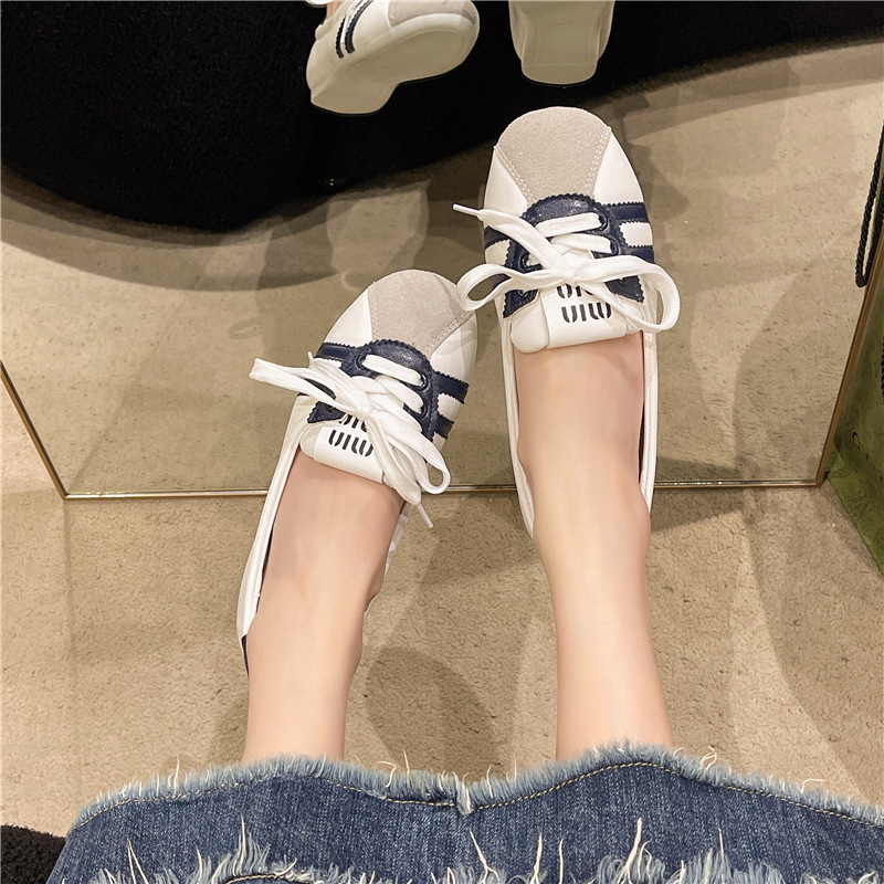 Free shipping, designer French ballet sneakers, women's flat 2025 summer new lace-up, breathable, one-foot white sneakers, single shoes