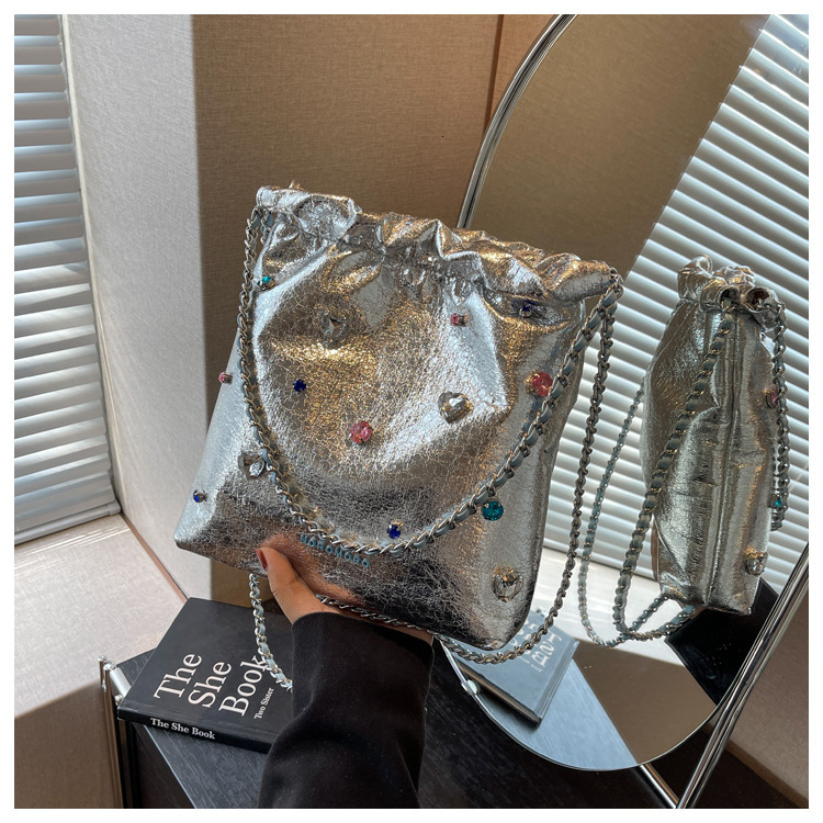2025 Free Shipping Designer Women's Bag Large Capacity New Texture Burst Pattern Colored Diamond Crossbody Bag Fashion Handbag Large Shopping Bag