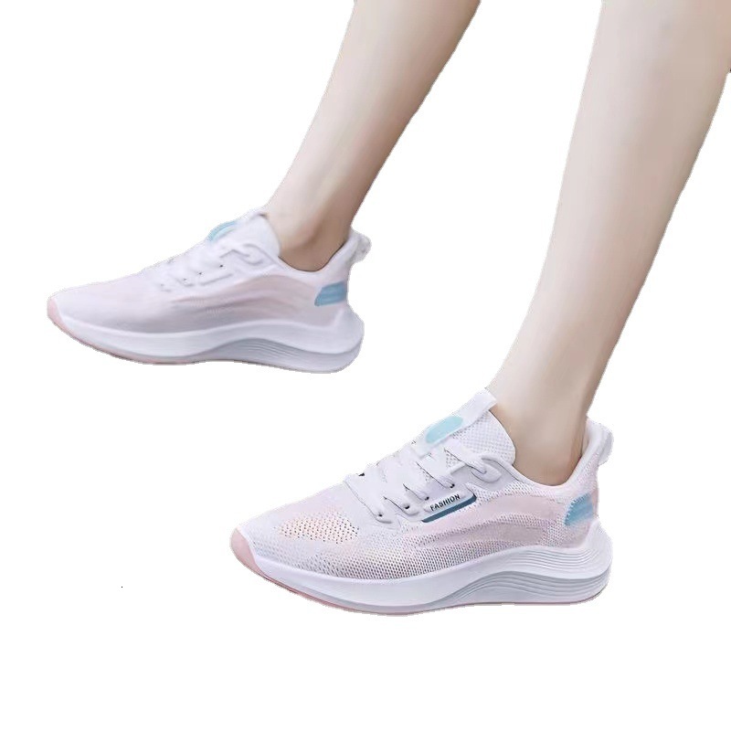 New Mesh Women's Breathable Sports Soft Bottom Travel White Shoes Designer Fashionable Daily Commuter Flat Casual Shoes