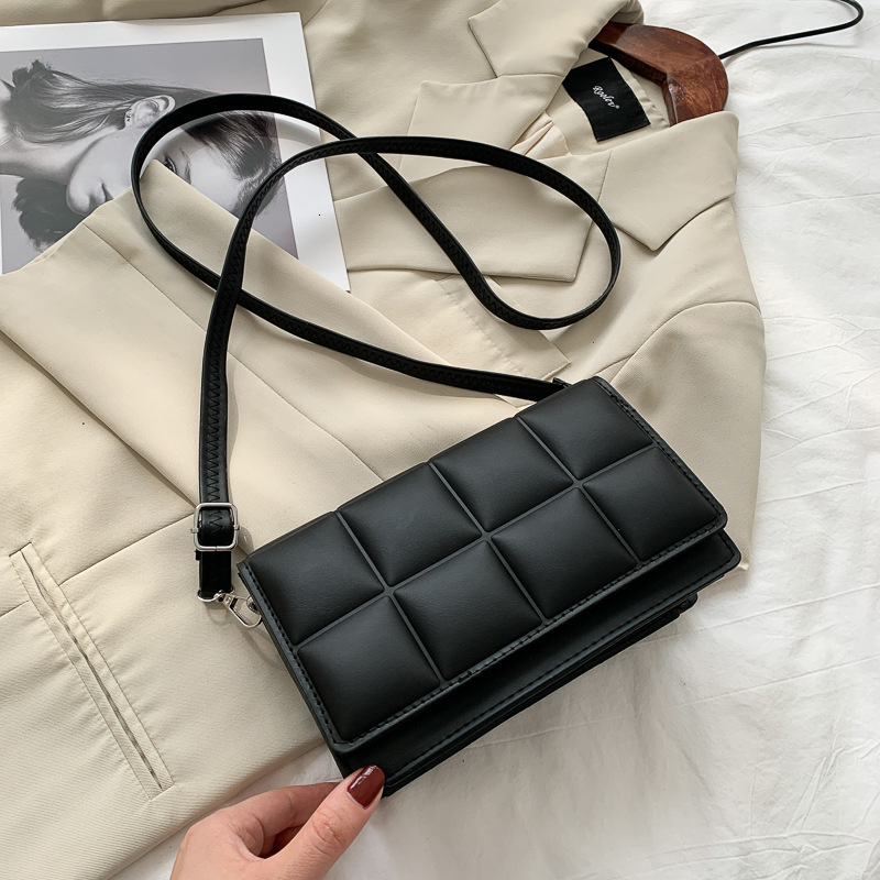 2025 Designer Bag Fashion Leisure Large Women's Western Style Card Bag Inspiration Internet Celebrity Fashion Small Square Handbag Messenger Bag