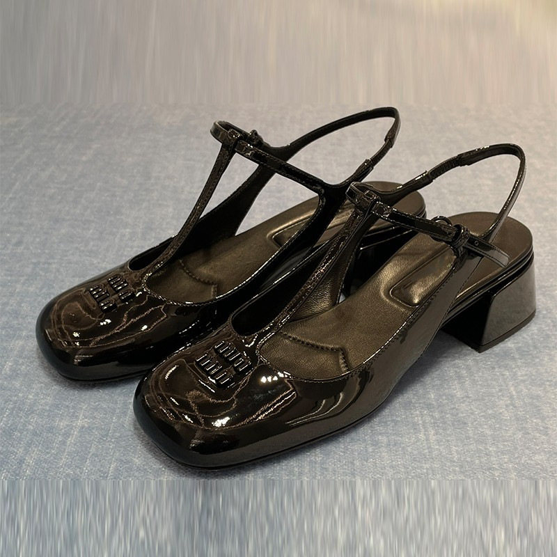 Free shipping Designer's high-heeled sandals for women in summer 2025. Fashionable, elegant and versatile. Patent leather Mary Jane women's 