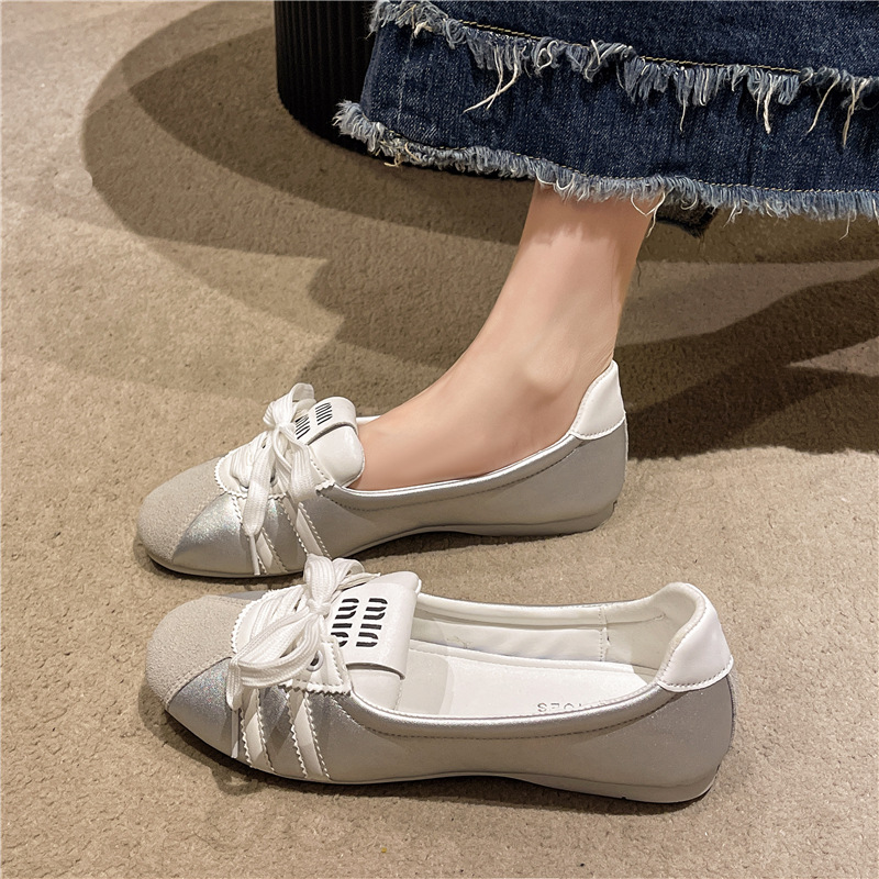 Free shipping, designer French ballet sneakers, women's flat 2025 summer new lace-up, breathable, one-foot white sneakers, single shoes