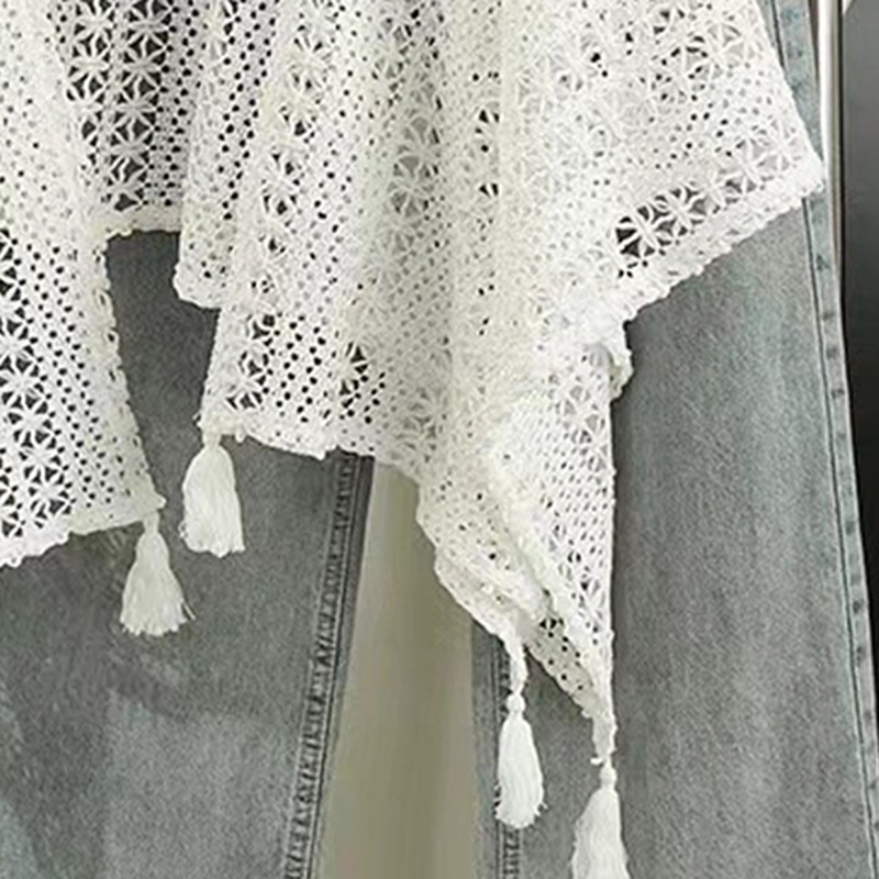 K758 Yunnan Xinjiang Sanya retro ethnic style hollow tassel cardigan literary small fresh travel photo outer shawl