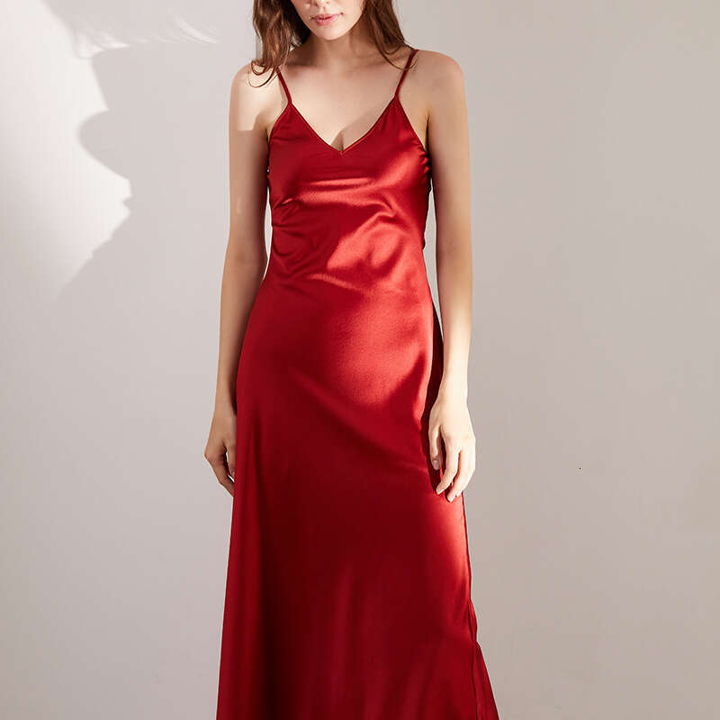Maxi Dress Butterfly Embroidered Summer Suspender Evening Dress Temperament Mulberry Silk Long Dress For Wearing On The Outside KQ