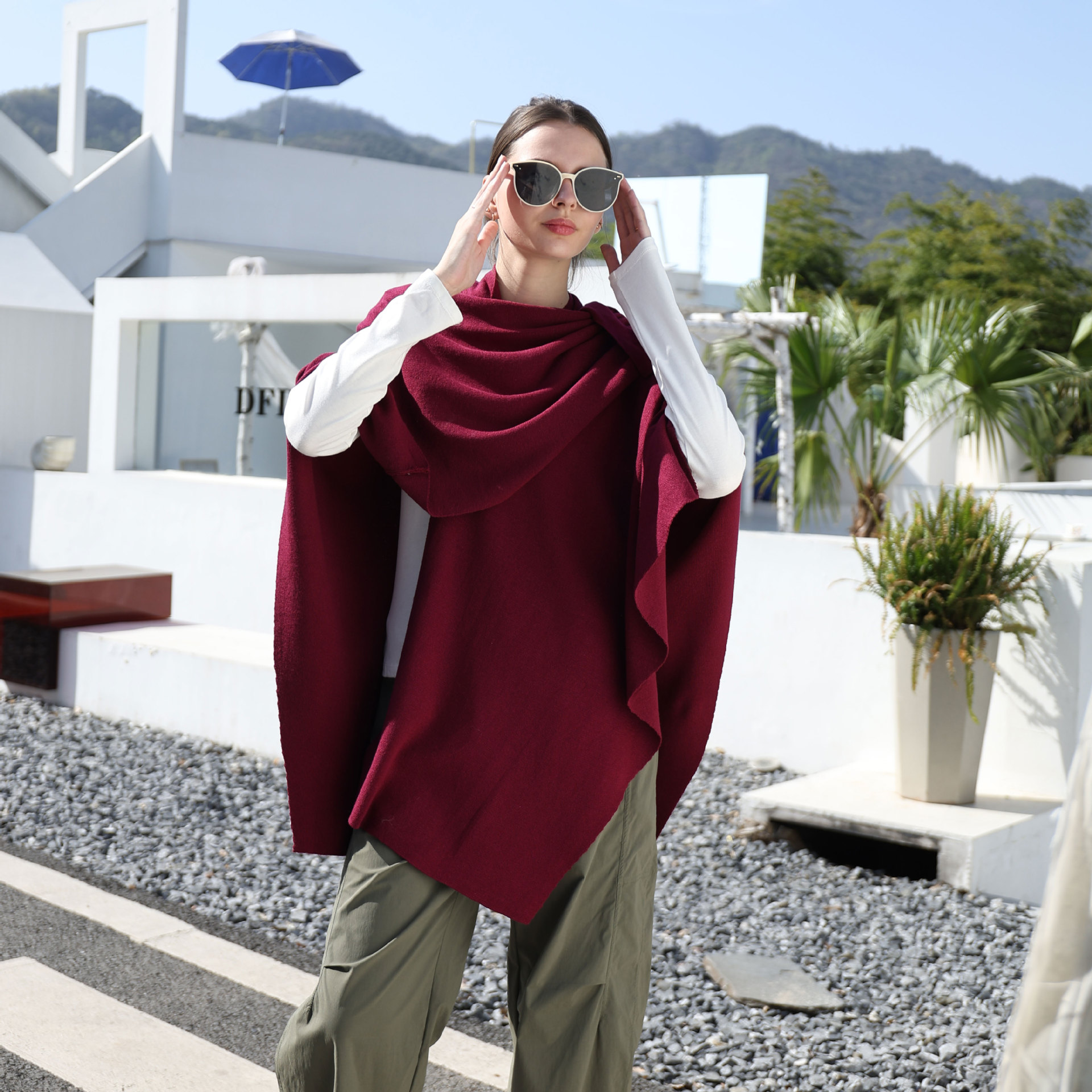K752 European and American pure color simple side strap shawl knitted shoulder strap high-end fashion new style cloak warm large scarf for women