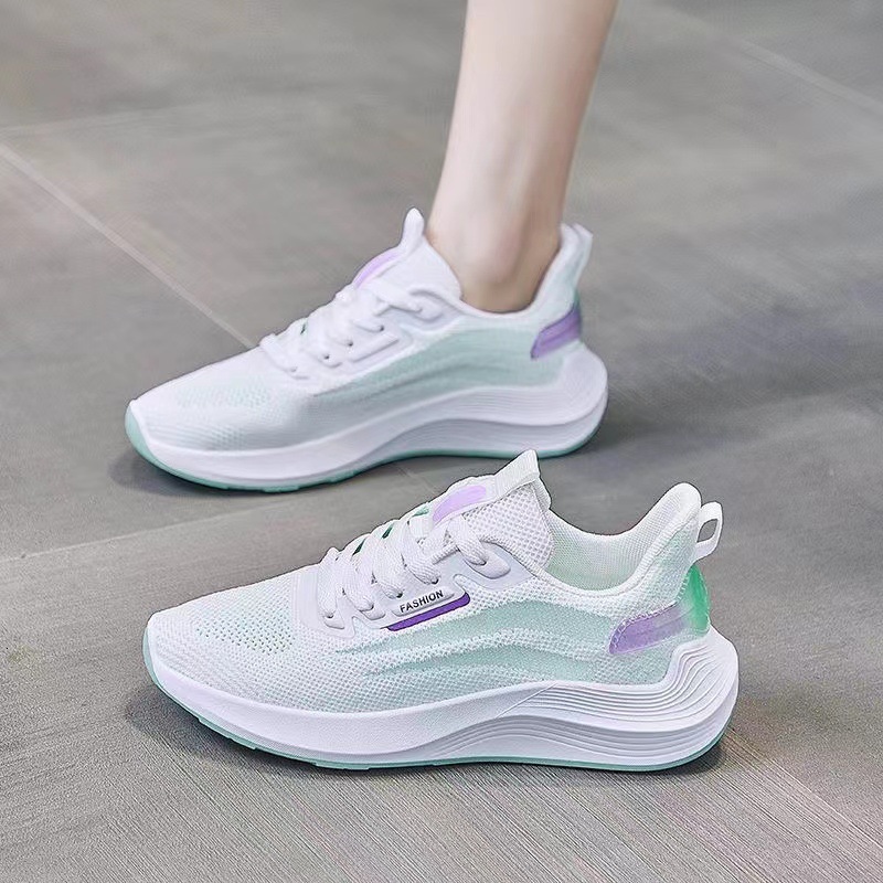 New Mesh Women's Breathable Sports Soft Bottom Travel White Shoes Designer Fashionable Daily Commuter Flat Casual Shoes