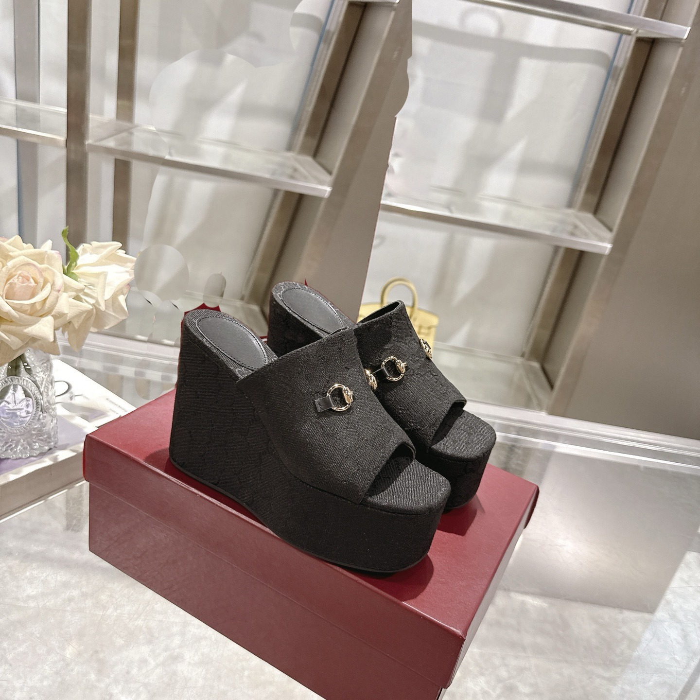 Designer Shoes Classic Brand Women Wedge Sandal Fashion Outdoor leather Flatform sandals Daily Outfit Espadrille Straw Platform Shoes