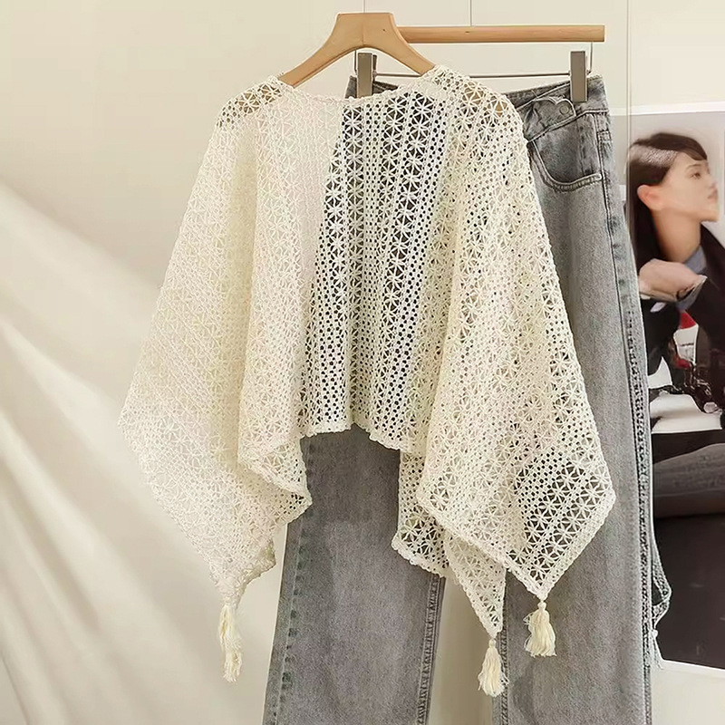 K758 Yunnan Xinjiang Sanya retro ethnic style hollow tassel cardigan literary small fresh travel photo outer shawl