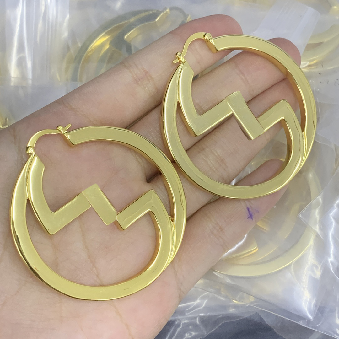 New Copper Material Stud Earrings Fashion Womens Crystal Earring Gold Plated Geometric Correct Design Letter Diamond Pearl Earring Womens Wedding Jewelry Gifts