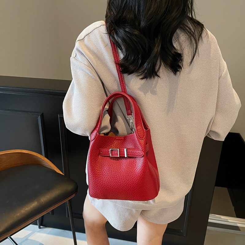 Free Shipping Designer Women's Bag Summer Fashion Bucket Shaped High-end Handbag Urban Minimalist Single Shoulder Crossbody Bag Small Shopping Ba