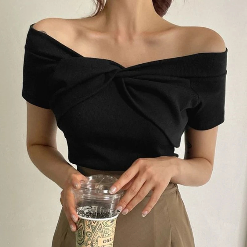 Off Shoulder Sexy Shirt Women T-Shirt Short Sleeve Korean Style Slim Basic Elasticity Top Womens Cropped T Shirt Femme 250517