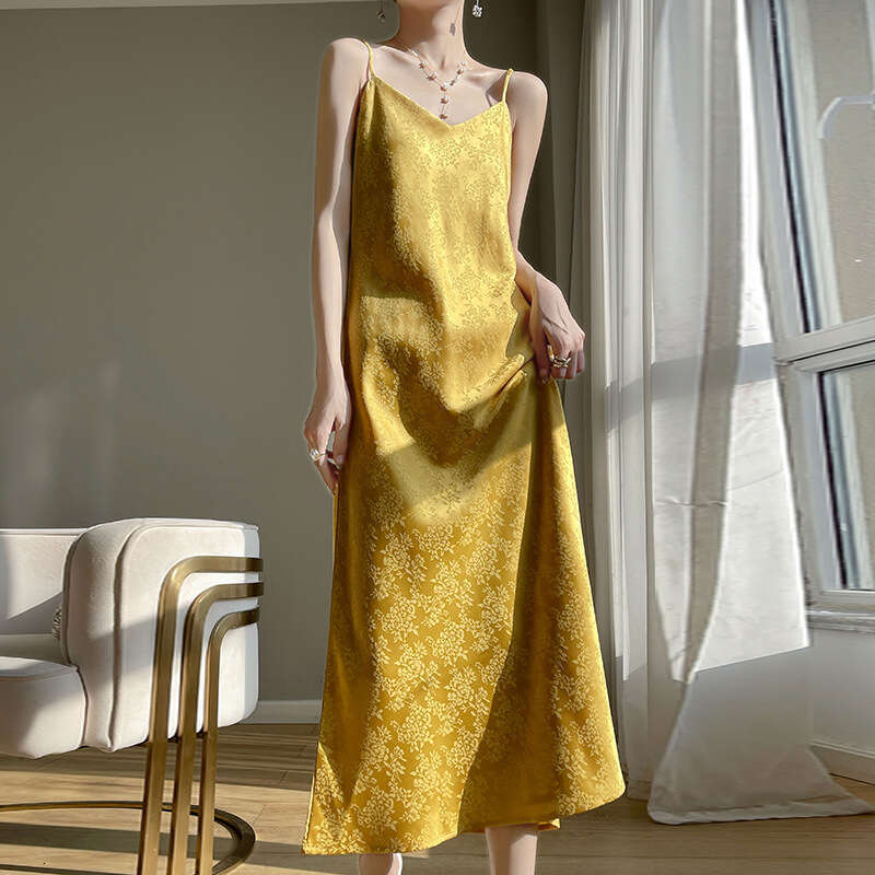 Maxi Dress New Acetic Acid Satin Suspender Dress Women Wearing V Neck Silk Print For A Slimming And Sexy Long Skirt Formai Dress