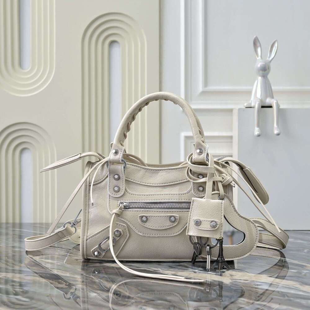 New Luxury Classic Le City Motorcycle Small Silver Nail Handbag Single Shoulder Crossbody Bag