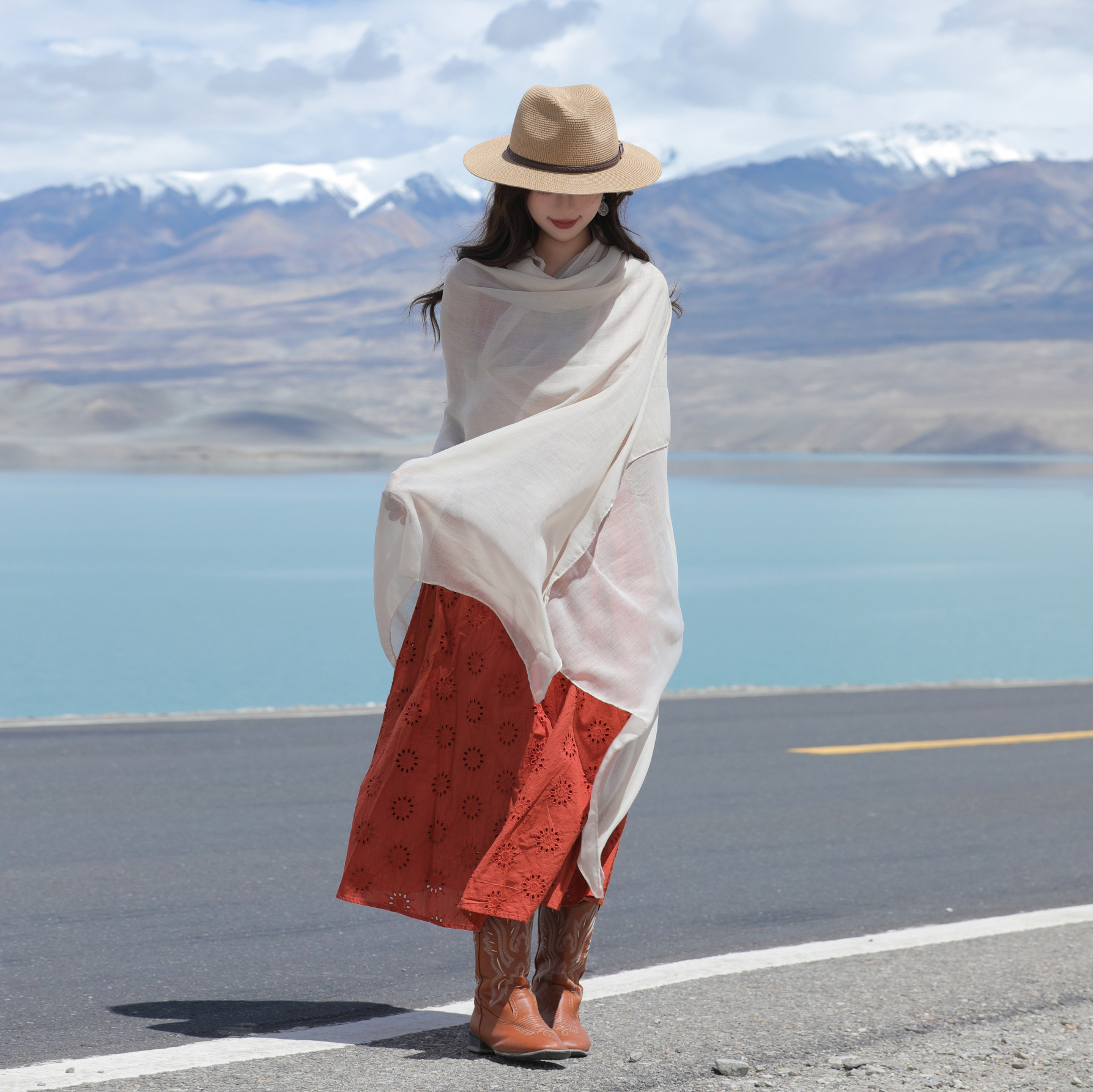 K754 Spring and autumn oversized cotton and linen scarf solid color ethnic style seaside vacation sunscreen shawl beach towel silk scarf women