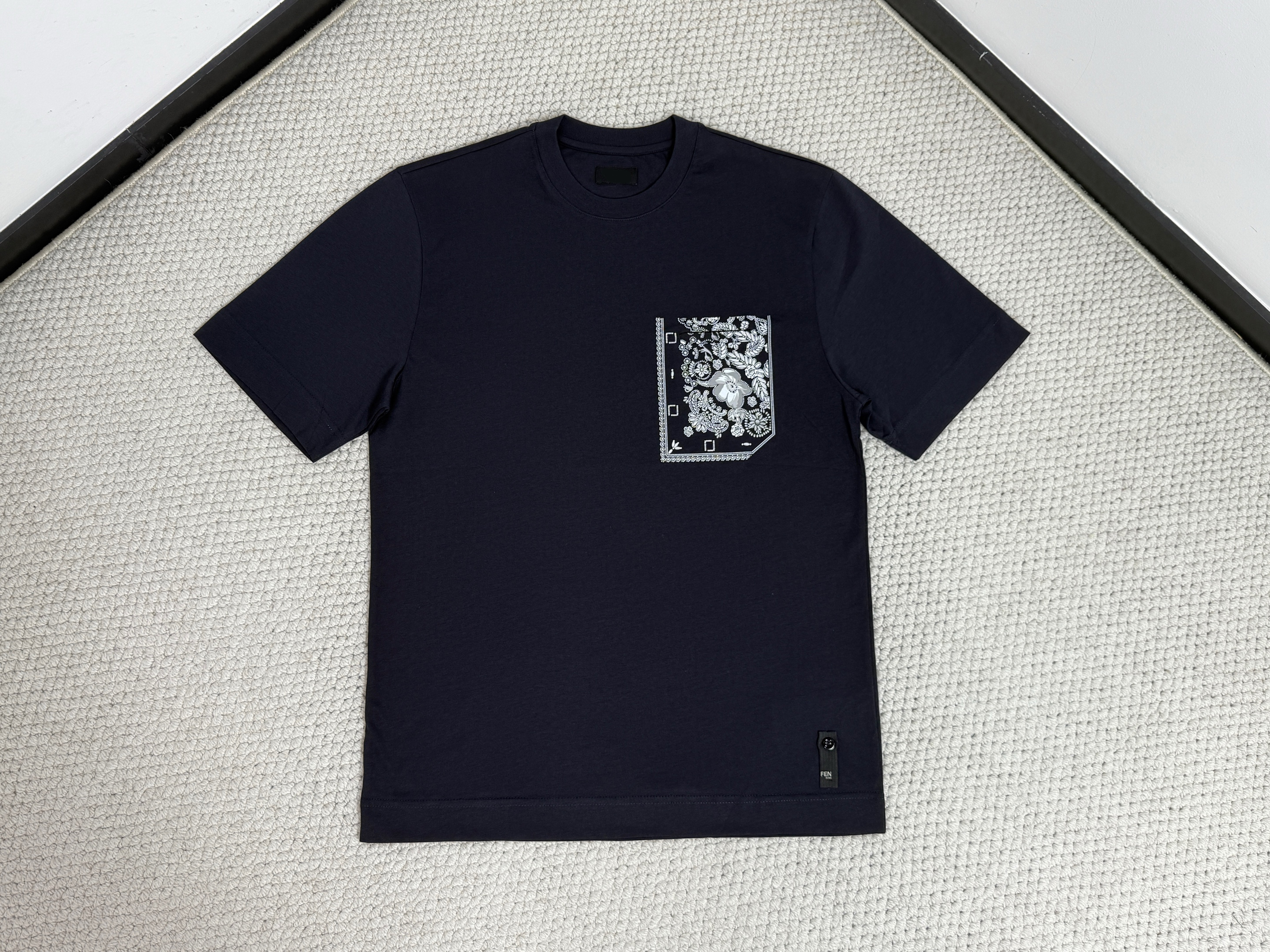Designer New Style Pocket FF Letter Thick Board Print Cotton Short Sleeve Casual Fashion T-Shirt