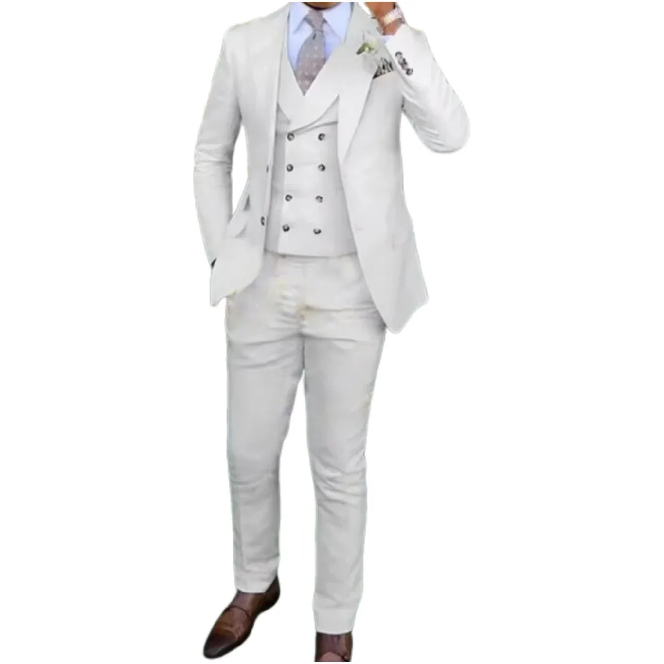 Mens slim-fit three-piece suitThree-piece set of vest blazer and trousersIdeal for weddings business and formal occasions 250516