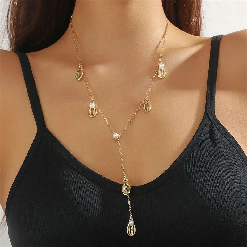 Boho Ocean Series Necklace for Women Gold Color Starfish Shell Pearl Fish Tail Conch Pendant Metal Chain Choker Beach Jewelry