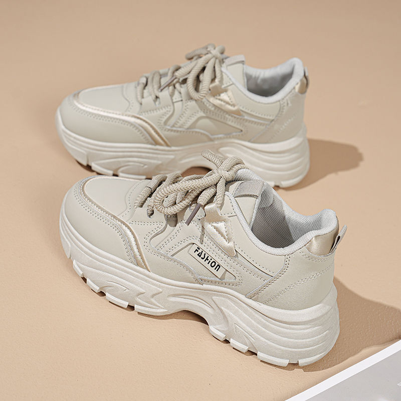 Thick soled feeling, women's spring new leather waterproof sports and leisure shoes, designer fashionable and trendy shoes