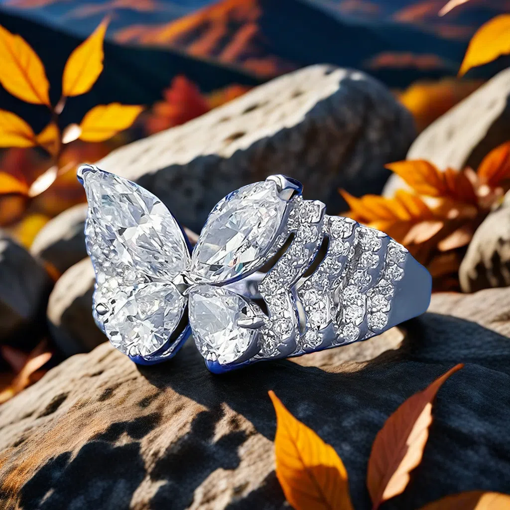 S925 sterling silver butterfly flying Beautiful ring bestseller in Europe and America unique fashionable beautiful and elegant animal jewelry ring