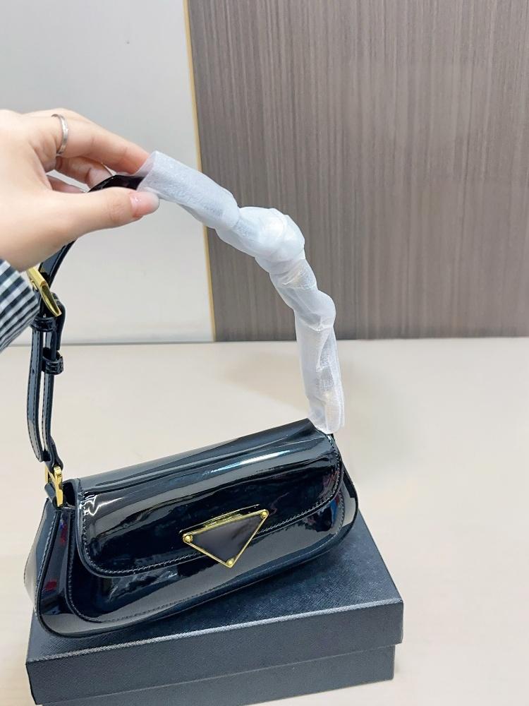 Lacquer leather retro versatile armpit bag, fashionable single shoulder high-end feeling, women's light luxury French single shoulder bag, French