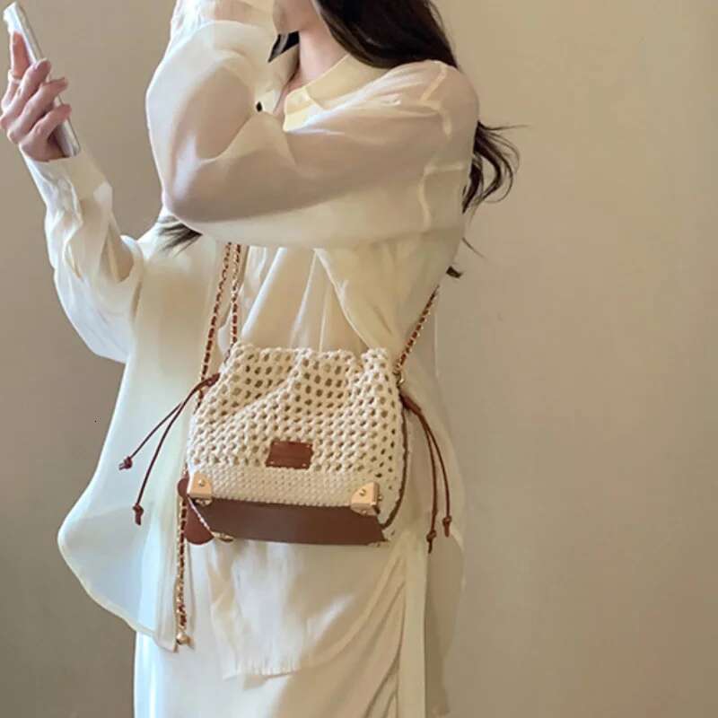 Women's Chic Summer Knit Crossbody Bag Adjustable Strap Versatile Commuter Handbag with Polyester Lining