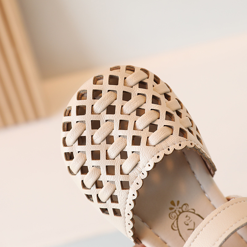 Summer Toddler Hollow Out Closed Toe Girls Soft Sole Breathable Princess Beach Walkfashion Children Kids Flat Sandals Size 21 - 30 dh1922389