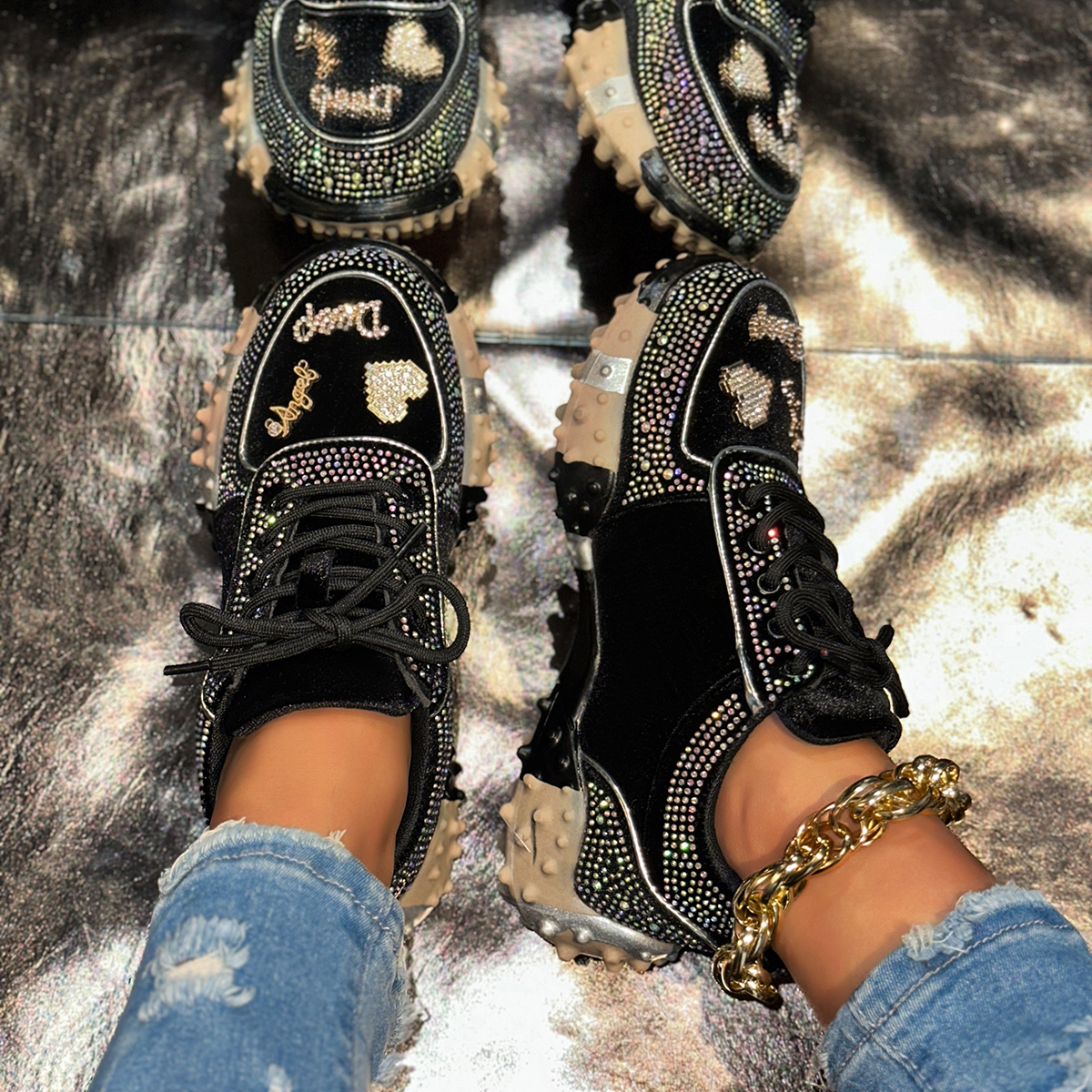 Women's Designer Luxury Water Diamond Thick Bottom Women's Sports Shoes Casual Vulcanized Shoes Luxury Flat Casual Shoes Metal Decorative Wa