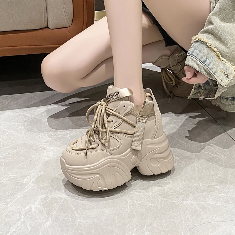 Women Walking Sneakers Autumn Lace-up High Platform Chunky Shoes Breathable Leather Shoes 10CM Winter Wedge Heels Casual Shoes 250515